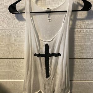 Worn once cross tank. Size XL